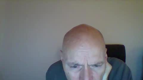 Snapshot of peter19599 chatting on September 17, 10:00 pm peter19599 online show from September 17, 10:00 pm