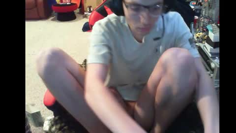 phantm420__ online show from April 15, 7:47 pm