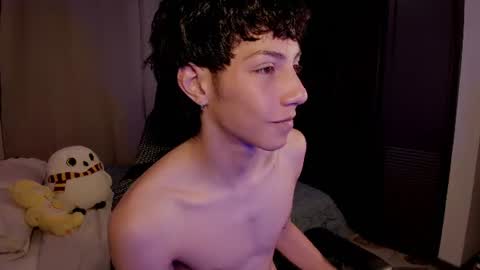 Phil.   INDEPENDENT MODEL online show from June 18, 1:07 am
