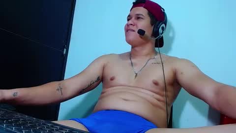 AdnierGnz online show from February 23, 5:39 am