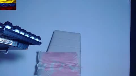 AdnierGnz online show from February 25, 1:01 pm