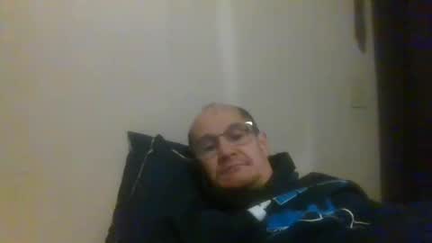 pichoun71 online show from January 2, 6:50 am