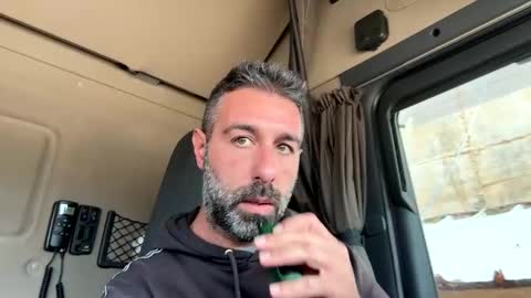 pierotu online show from December 3, 11:43 am