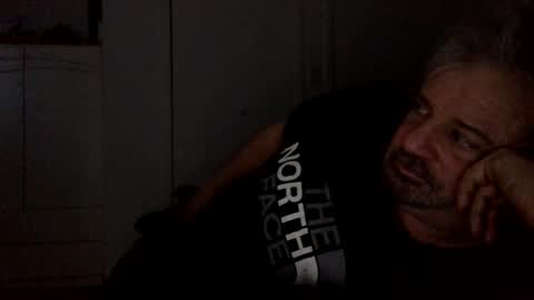 pierreth3 online show from January 7, 3:44 am