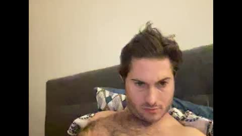 pierrot462900 online show from December 4, 5:33 pm