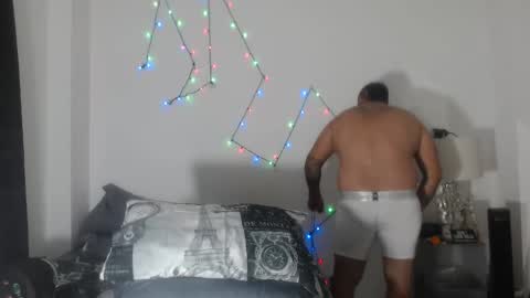 pikoro_gomez online show from December 22, 2:49 am