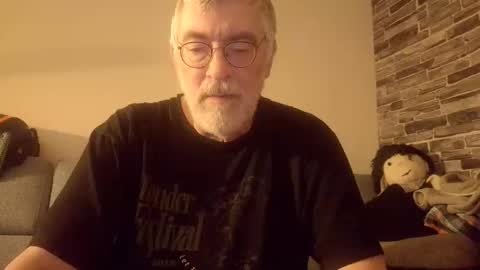 Michael online show from December 20, 8:05 pm