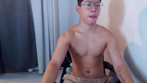 froi online show from December 17, 2:44 am