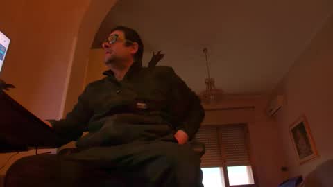 robi online show from April 12, 4:52 pm