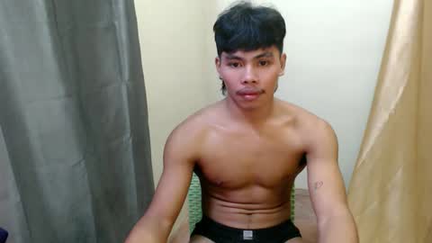 pinoy_fuckboy69 online show from April 15, 7:58 pm
