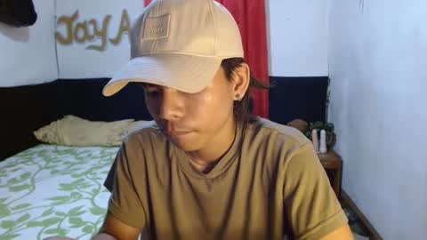 Snapshot of pinoymonstercock_xx chatting on January 23, 7:43 am WIN WIN  JAY AR online show from January 23, 7:43 am
