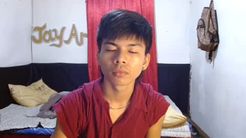 Snapshot of pinoymonstercock_xx chatting on December 5, 10:23 pm WIN WIN  JAY AR online show from December 5, 10:23 pm
