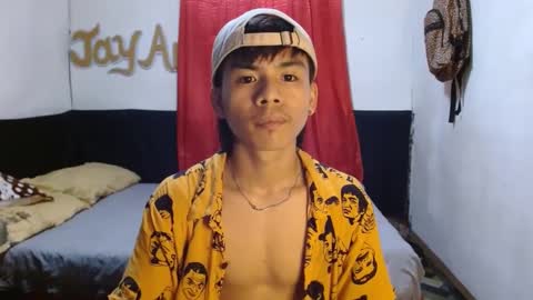 Snapshot of pinoymonstercock_xx chatting on January 2, 7:01 am WIN WIN  JAY AR online show from January 2, 7:01 am