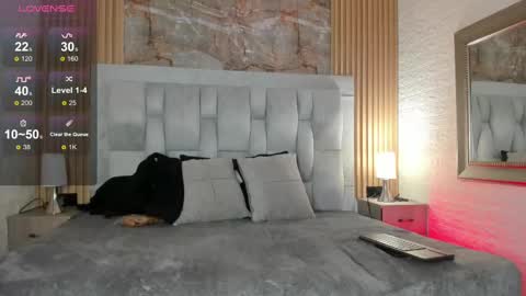 pipedark_ online show from September 17, 3:07 am