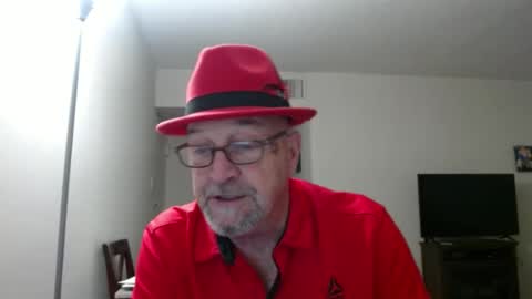 Snapshot of pipewizard chatting on January 6, 11:31 pm pipewizard online show from January 6, 11:31 pm