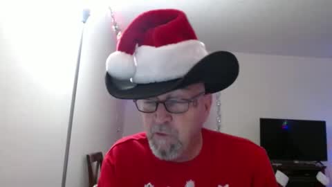 Snapshot of pipewizard chatting on December 30, 11:17 pm pipewizard online show from December 30, 11:17 pm