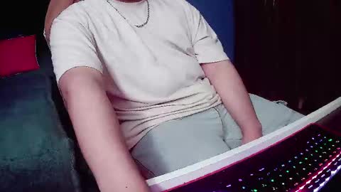 pisceslost online show from September 22, 12:44 am