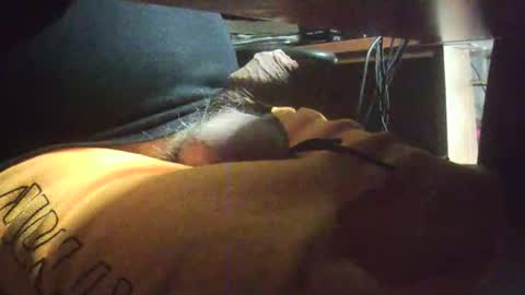 pisellinoinoino online show from April 16, 8:03 am