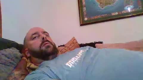 playdude85 online show from December 9, 9:17 am