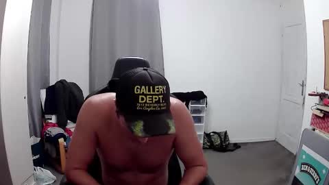 plkrisztian online show from October 12, 6:35 pm