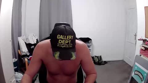 plkrisztian online show from October 5, 6:56 pm