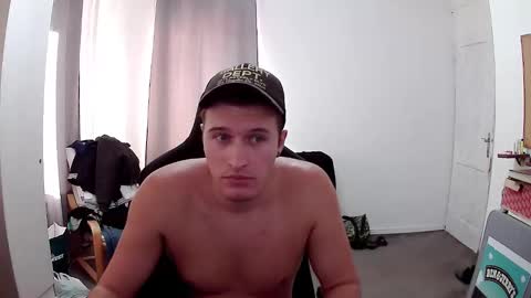 plkrisztian online show from September 22, 2:38 pm