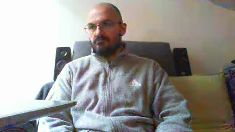 plu07f3520 online show from January 8, 10:15 am