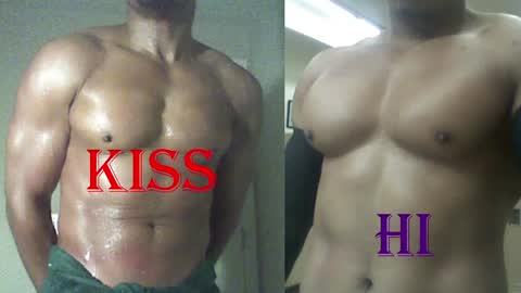 StraightPlush online show from March 24, 9:03 am