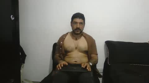 Snapshot of pol_eros chatting on September 23, 1:27 am pol eros online show from September 23, 1:27 am