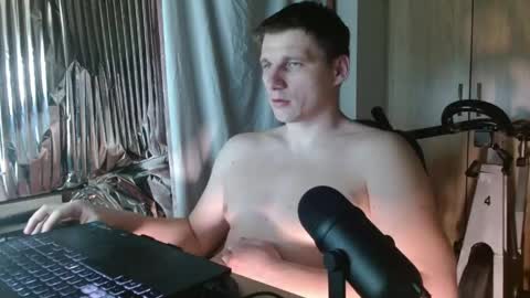 Poliglotjoe2 online show from May 25, 1:56 am