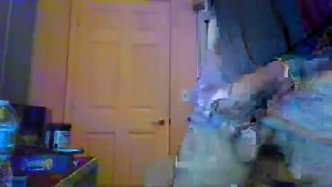 Snapshot of polishrifle3 chatting on January 12, 1:53 am jaws online show from January 12, 1:53 am