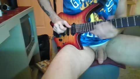 Snapshot of polishrifle3 chatting on January 20, 4:21 am jaws online show from January 20, 4:21 am