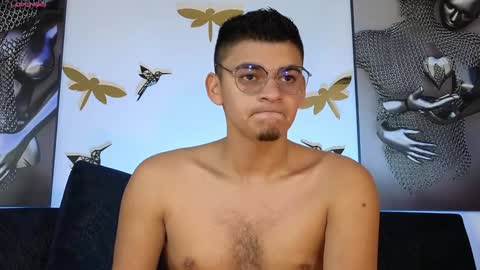    online show from December 3, 8:06 pm