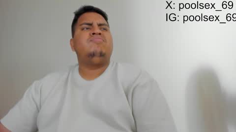 poolsexx_69 online show from September 18, 8:22 pm