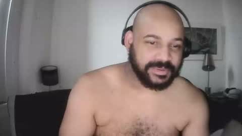 popfizzt online show from September 25, 5:45 pm