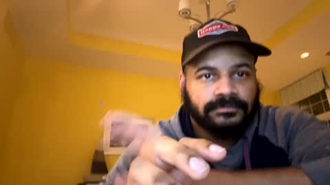 popfizzt online show from December 7, 7:16 am