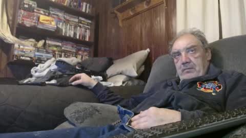 Snapshot of porkingit400 chatting on February 23, 4:33 am porkingit400 online show from February 23, 4:33 am