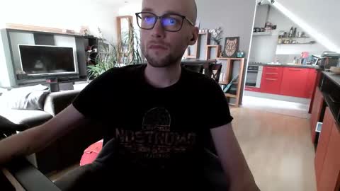 Blou online show from March 14, 1:18 pm