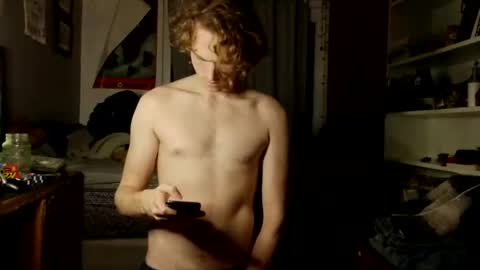 Snapshot of powertopbottom chatting on October 27, 8:05 am PowerSwitch online show from October 27, 8:05 am