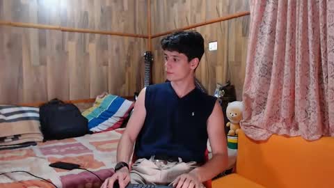 chris independent  online show from February 4, 5:53 am