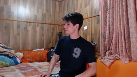 chris independent  online show from February 12, 5:58 am