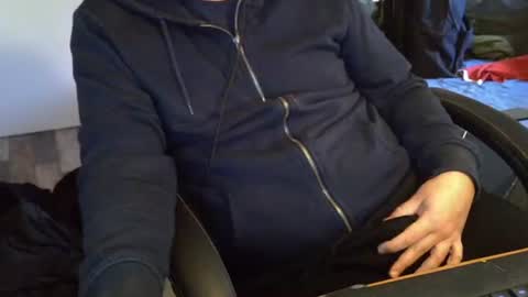 Snapshot of pralg chatting on October 22, 11:25 am pralg online show from October 22, 11:25 am