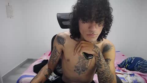 Plux online show from September 26, 11:46 pm