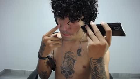 Plux online show from January 5, 6:02 am