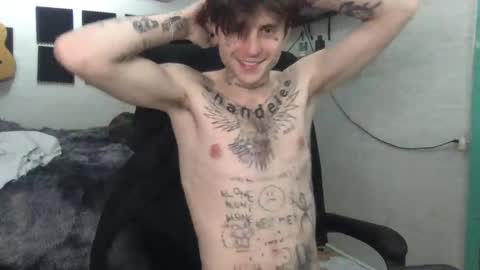 pretty boy online show from December 9, 6:55 am