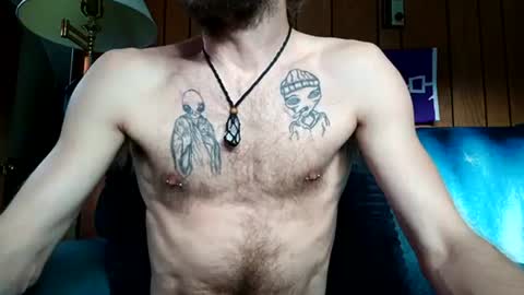 Snapshot of prettysolid7 chatting on October 7, 3:38 pm prettysolid7 online show from October 7, 3:38 pm