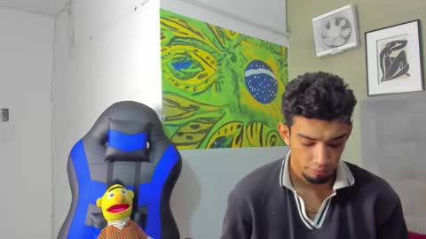 prince_arthur77 online show from October 28, 12:51 pm