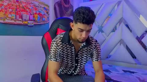 prince_arthur77 online show from March 26, 12:42 pm