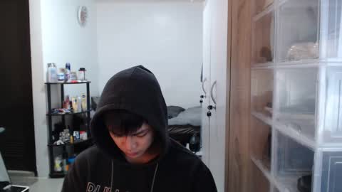 Snapshot of princeadrianx chatting on January 29, 7:25 am Prince Adrian online show from January 29, 7:25 am