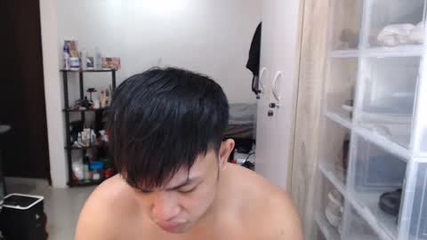 Snapshot of princeadrianx chatting on January 14, 9:56 am Prince Adrian online show from January 14, 9:56 am